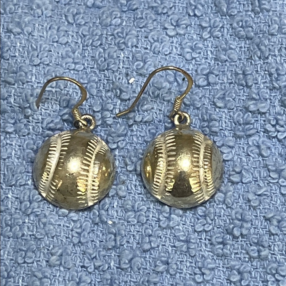 Sporty‎ Sterling Silver Baseball Earrings